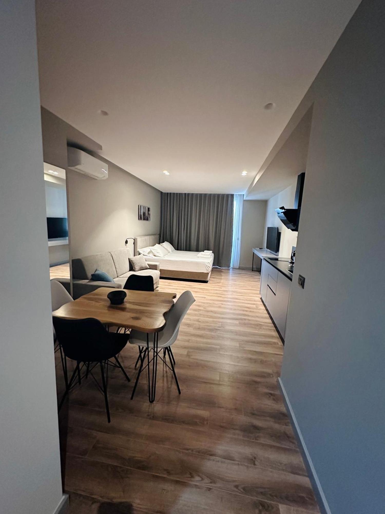 Lookout Apartments ساراندا المظهر الخارجي الصورة